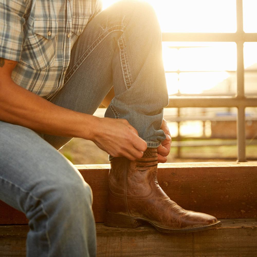 Men's Ariat Rambler Patriot Dress Boots Brown | GB2483DER